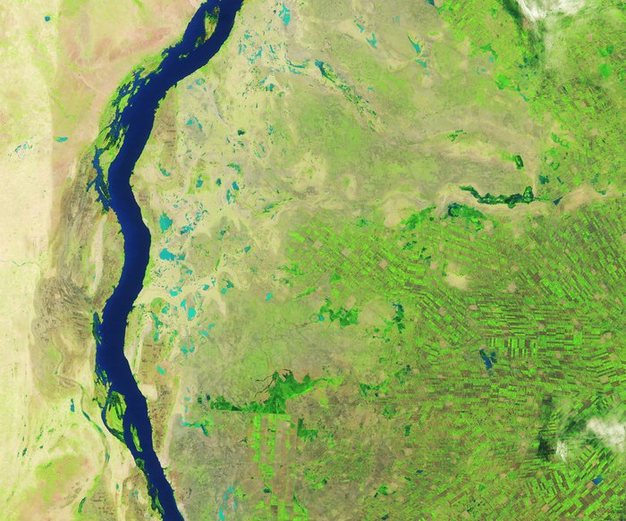 1_sudanflooding654_oli_2018240_2048px-90-before.jpg